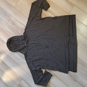 Cut Loose Stripe L/XL Saddle Sweatshirt